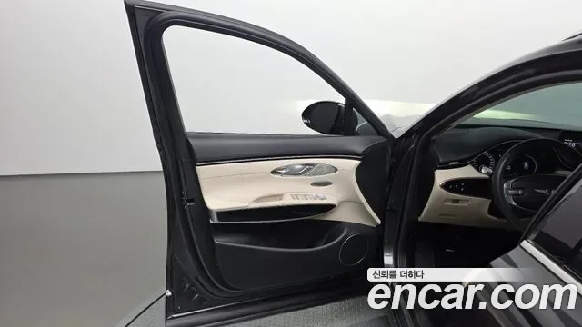 Genesis GV70 2.5T бензин 2WD ( ), миниатюра 19