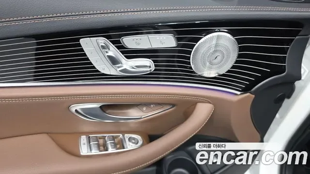 Mercedes-Benz E-Class E450 4MATIC, миниатюра 30
