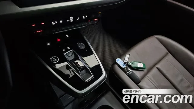 Audi Q4 40 Premium, миниатюра 2