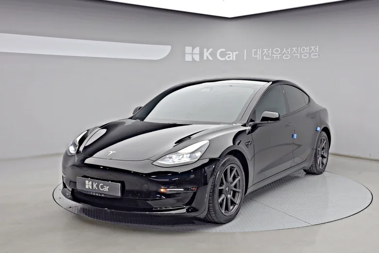Tesla 3 AWD