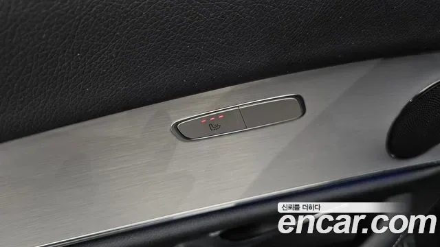Mercedes-Benz E-Class E250, миниатюра 9
