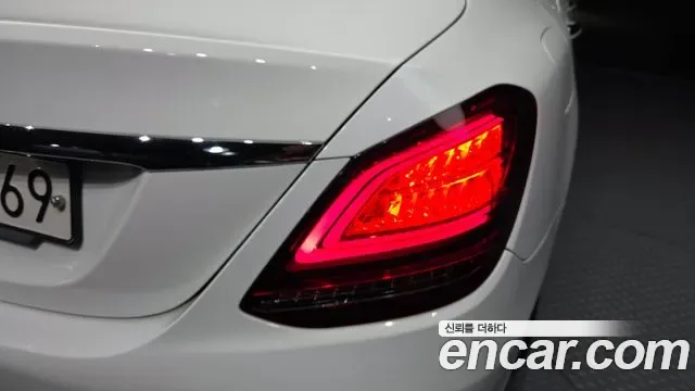 Mercedes-Benz C-Class C200, миниатюра 25