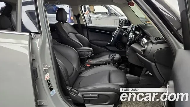 MINI Cooper 5 III, миниатюра 20