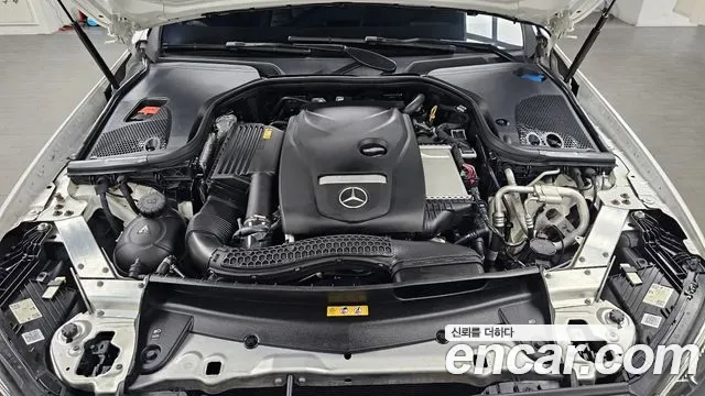 Mercedes-Benz E-Class E250, миниатюра 7