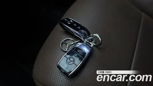 Mercedes-Benz E-Class E250, миниатюра 5