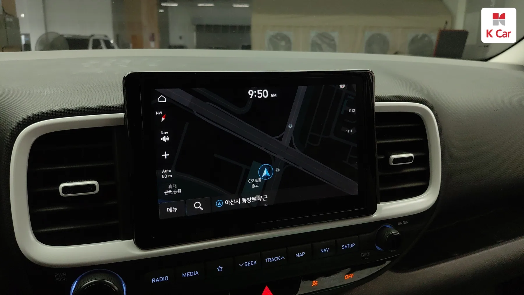 Hyundai Venue, миниатюра 3