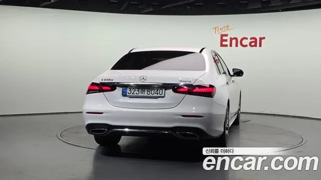 Mercedes-Benz E-Class E220d 4MATIC AMG Line, миниатюра 5