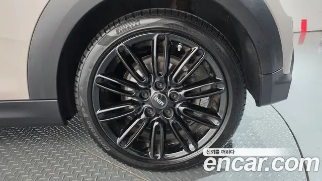 MINI Cooper III, миниатюра 13