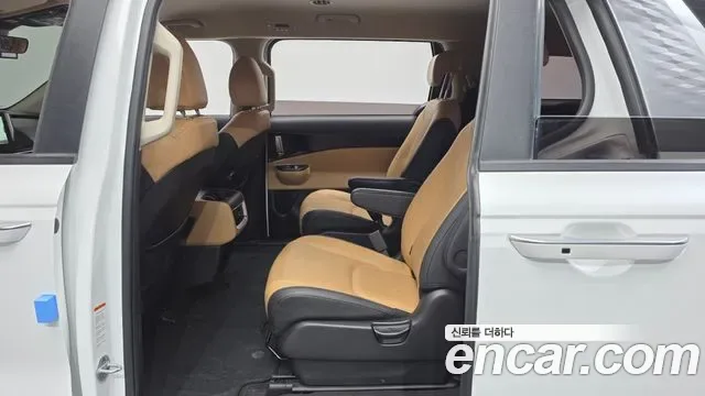 Kia Carnival дизель 9 мест Prestige, миниатюра 4