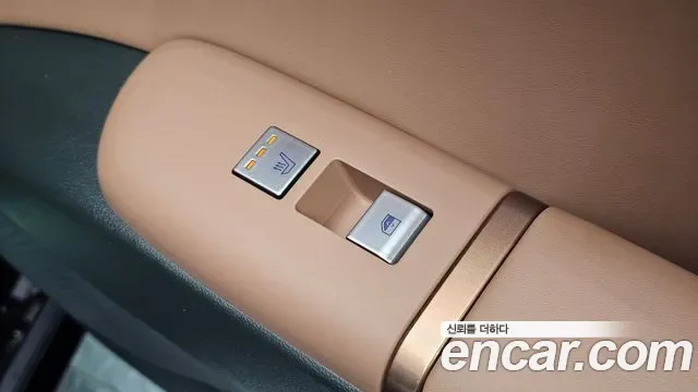 Hyundai Grandeur Calligraphy, миниатюра 3