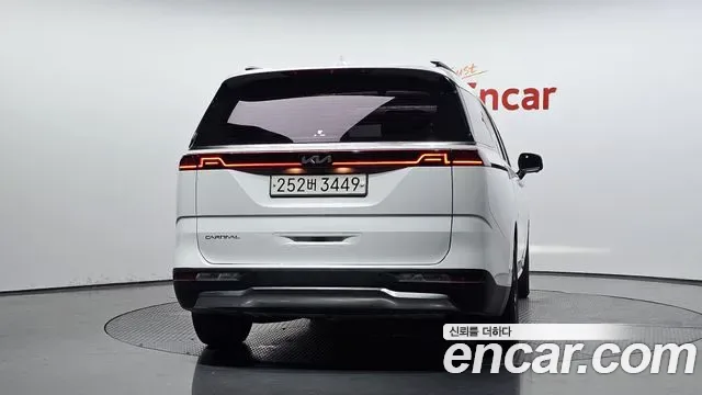 Kia Carnival дизель 7 мест Signature, миниатюра 13