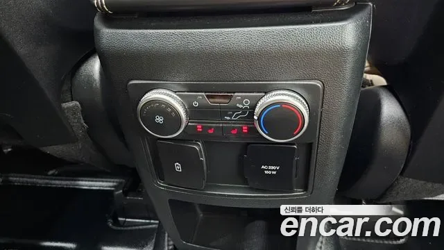 Ford Explorer 2.3 4WD, миниатюра 3