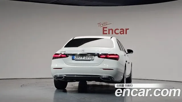 Mercedes-Benz E-Class E250, миниатюра 28