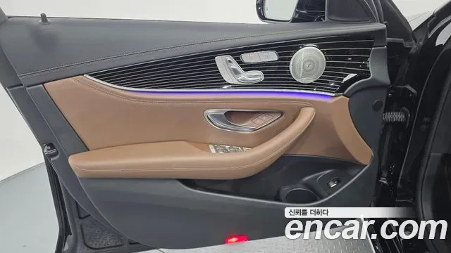 Mercedes-Benz E-Class E450 4MATIC, миниатюра 24