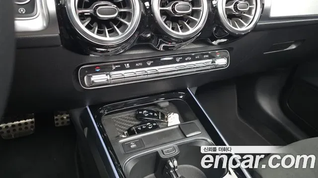 Mercedes-Benz GLB AMG GLB35 4MATIC, миниатюра 15