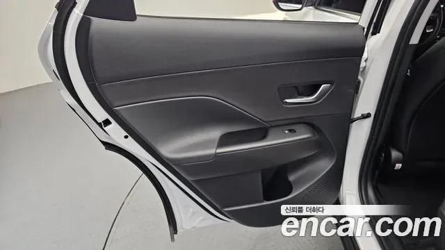 Hyundai Kona бензин 1.6 Turbo 2WD Premium, миниатюра 3