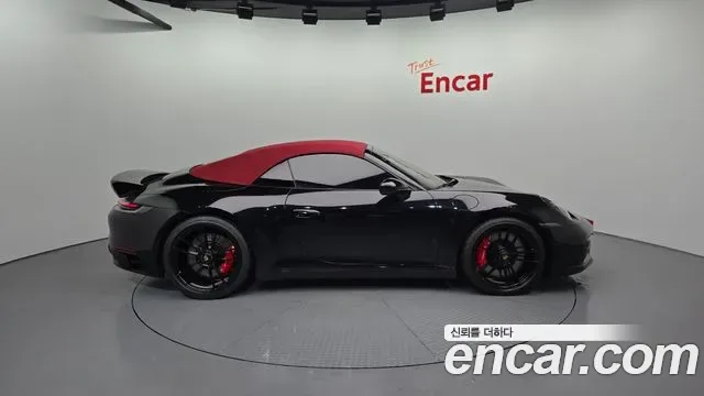 Porsche 911 GTS, миниатюра 5
