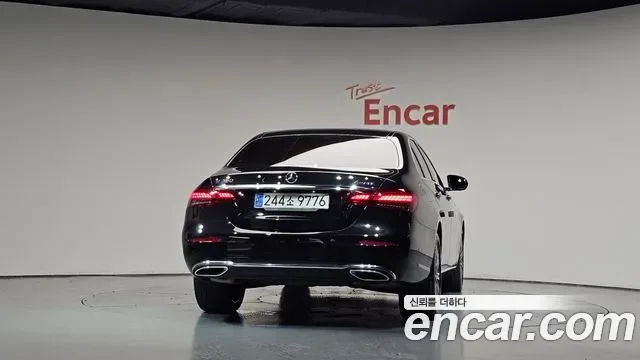 Mercedes-Benz E-Class E350 4MATIC, миниатюра 25