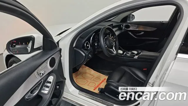 Mercedes-Benz C-Class C200, миниатюра 19