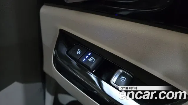 Kia Carnival бензин 9 мест, миниатюра 10