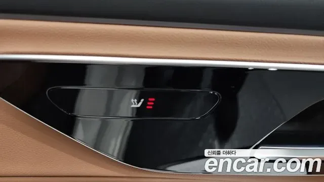 Mercedes-Benz E-Class E300 4MATIC AMG Line, миниатюра 27