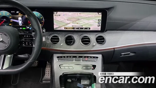 Mercedes-Benz E-Class E350 4MATIC AMG Line, миниатюра 20