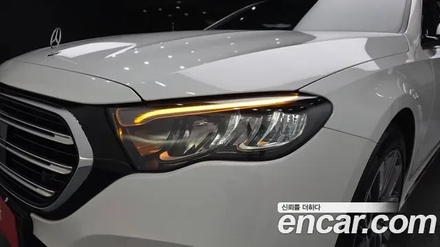 Mercedes-Benz E-Class E220d 4MATIC, миниатюра 4
