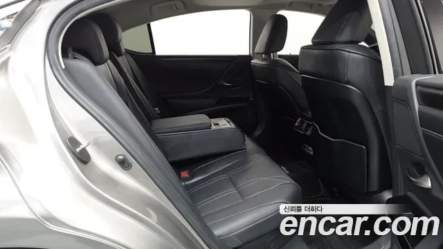 Lexus ES, миниатюра 3