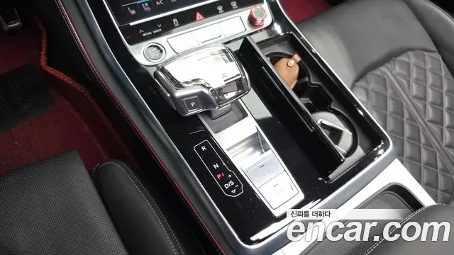 Audi Q8 55 TFSI Premium, миниатюра 14