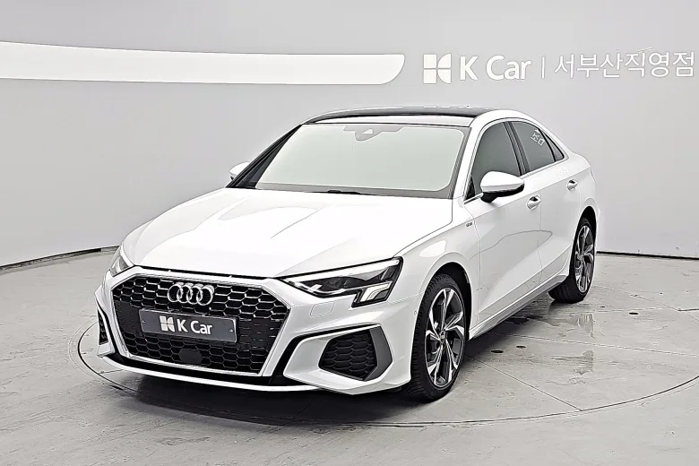 Audi A3 бензин 2WD 40 TFSI Premium