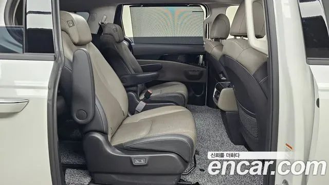 Kia Carnival дизель 9 мест Gravity, миниатюра 9