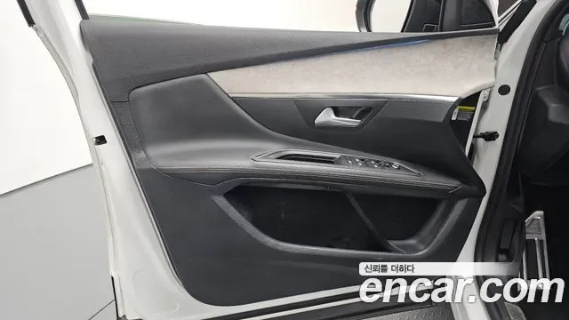 Peugeot 3008 1.5 BlueHDi GT, миниатюра 3
