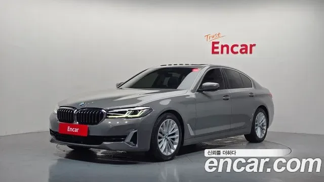 BMW 5 (G30) 520i