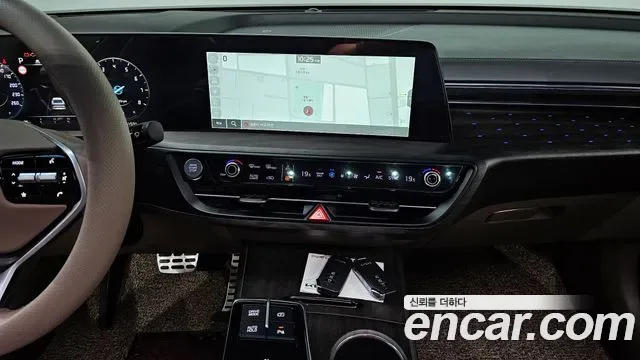 Kia K8 гибрид Signature, миниатюра 3