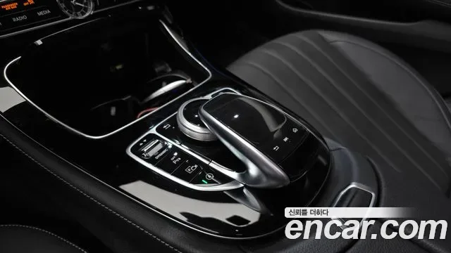 Mercedes-Benz E-Class E300 4MATIC, миниатюра 8