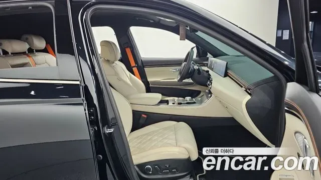 Genesis GV70 2.5T бензин AWD ( ), миниатюра 9
