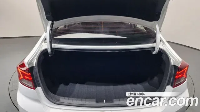 Hyundai Avante AD, миниатюра 3