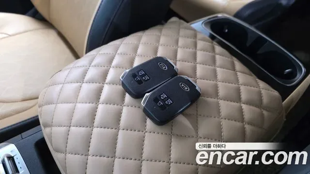 Kia Carnival дизель 9 мест, миниатюра 12
