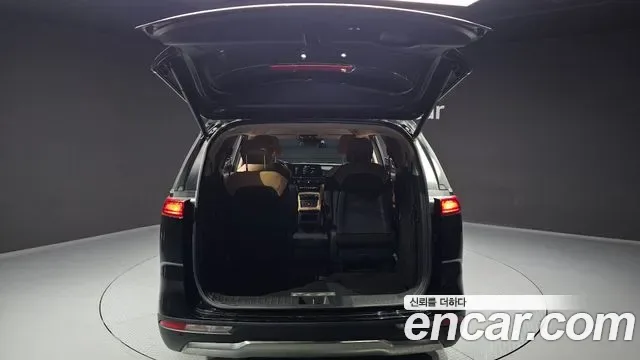 Kia Carnival дизель 9 мест, миниатюра 6