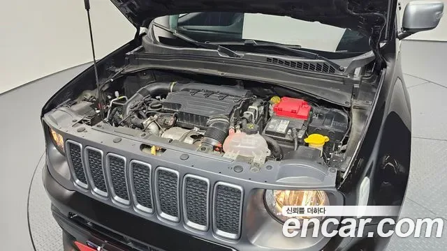Jeep Renegade, миниатюра 2