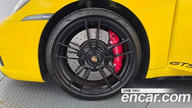 Porsche 911 4 GTS, миниатюра 15