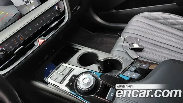 Kia K8 2.5 бензин 2WD Signature, миниатюра 3