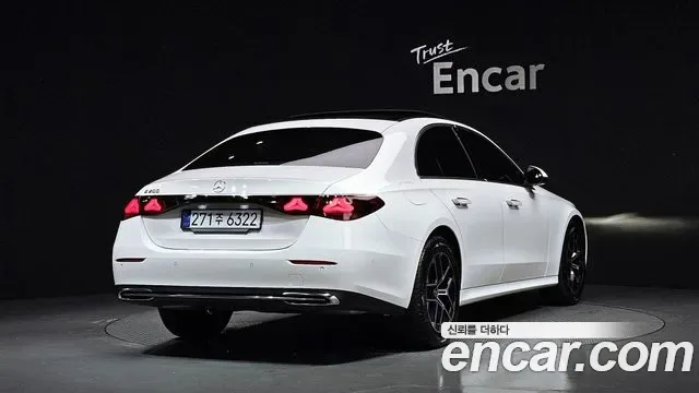 Mercedes-Benz E-Class E200, миниатюра 22