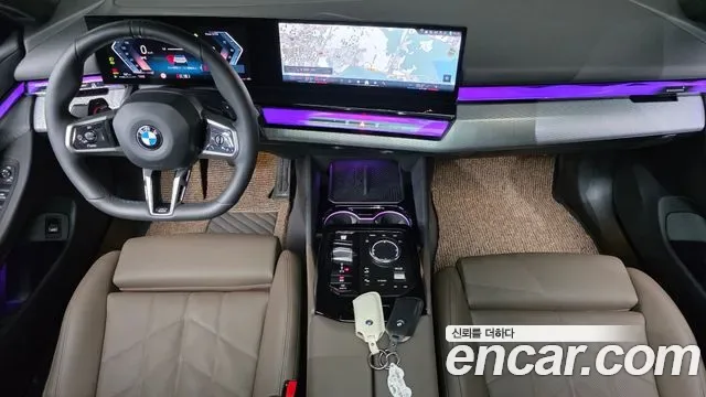 BMW 5 (G60) 520i M, миниатюра 5