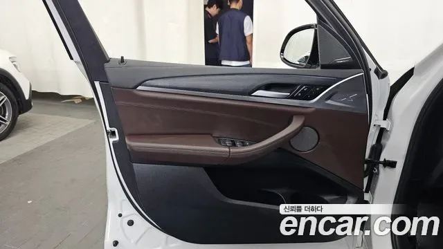 BMW iX3 M, миниатюра 4