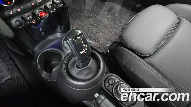 MINI Cooper 5 III, миниатюра 19