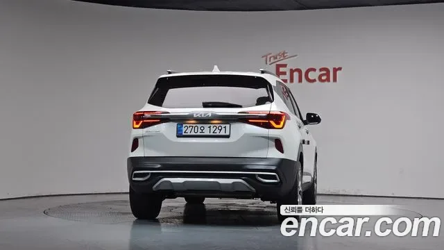 Kia Seltos бензин 1.6 Turbo 2WD Signature, миниатюра 3