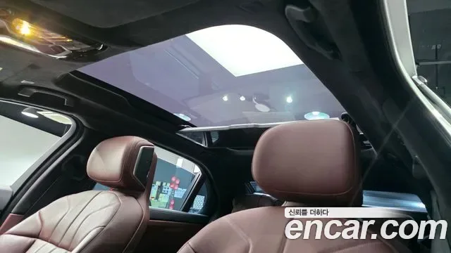 BMW 7 (G70) 740i sDrive M, миниатюра 7