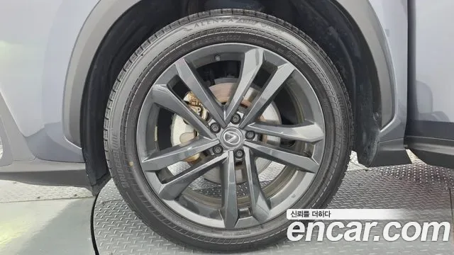 Lexus NX Premium, миниатюра 5