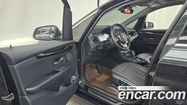 BMW 2 (F45), миниатюра 11